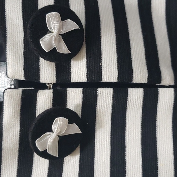 Molly & Maxx Petite Ivory and Black Stripe 3/4 Sleeve Jacket - Picture 3 of 5